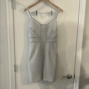 Design Lab Lord & Taylor Black and White Sheath Mini Dress